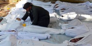 2013 aug 21 3464325_3_fd2a_des-bombardements-dans-la-banlieue-de-damas-ont_11b02b2292cca1ed956b9722a9d5becf